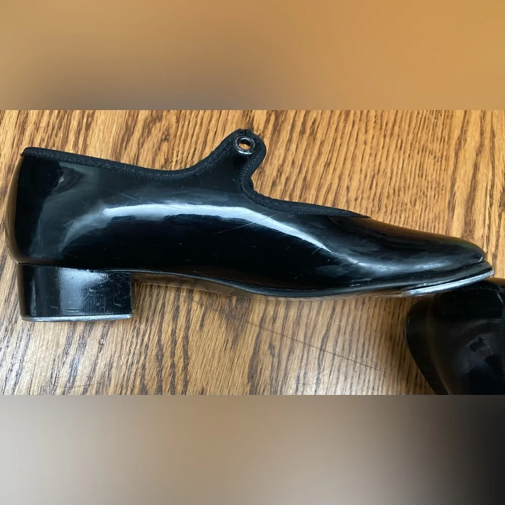 Black Faux Patent Leather Mary Jane Tap Shoes with Silver Bows